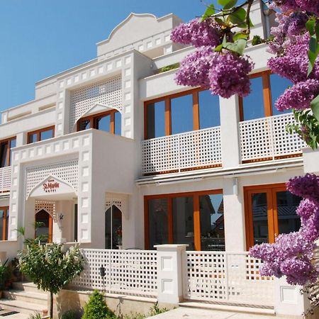 Amira Boutique Hotel Heviz Wellness & Spa Luaran gambar