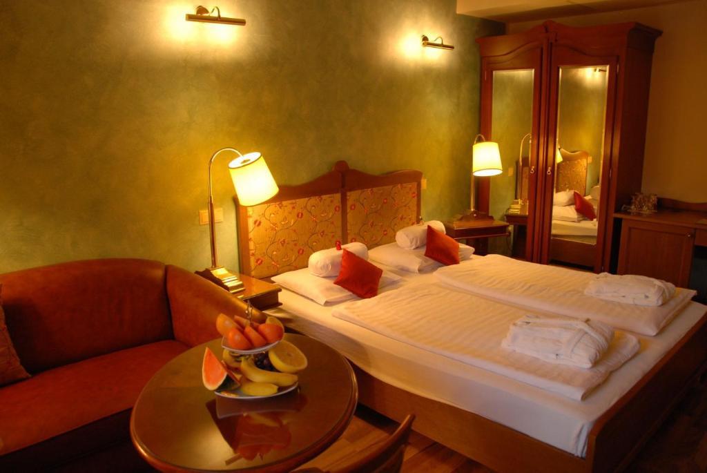 Amira Boutique Hotel Heviz Wellness & Spa Bilik gambar