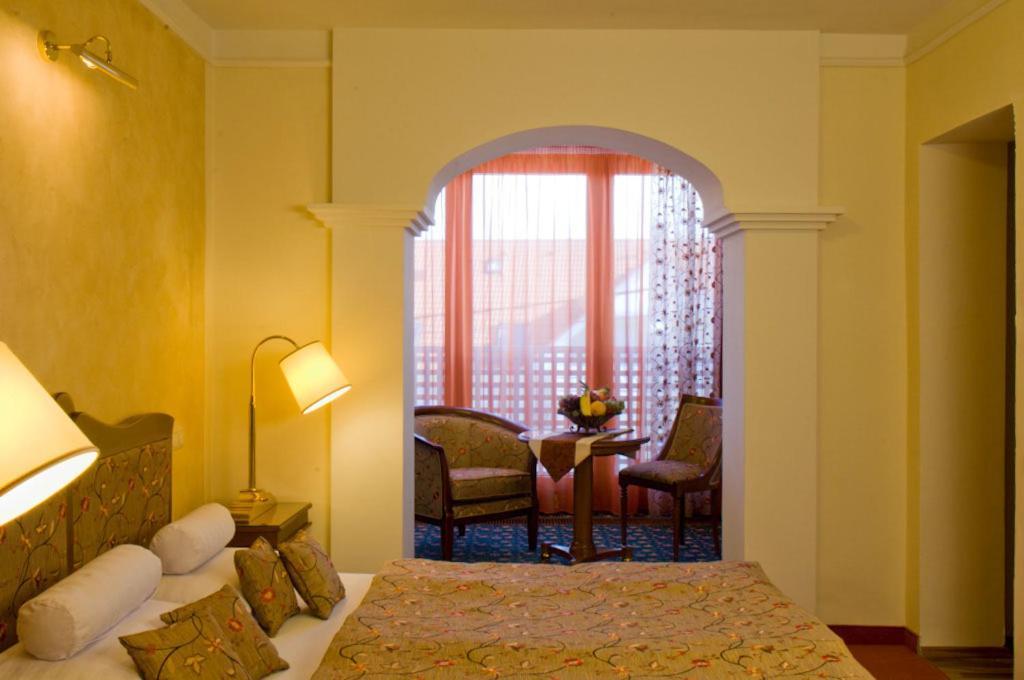 Amira Boutique Hotel Heviz Wellness & Spa Bilik gambar