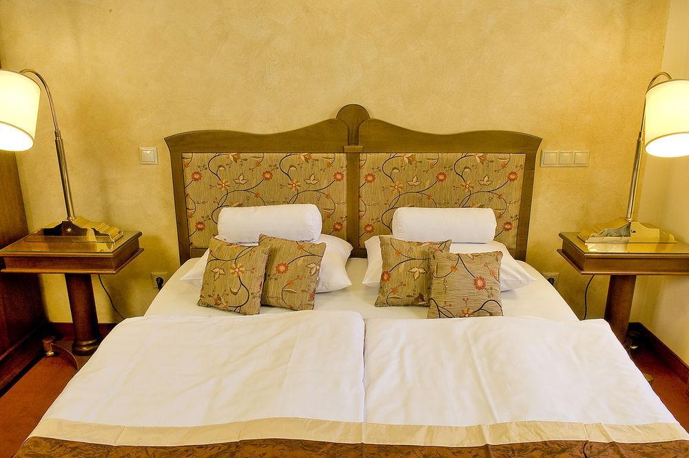 Amira Boutique Hotel Heviz Wellness & Spa Luaran gambar
